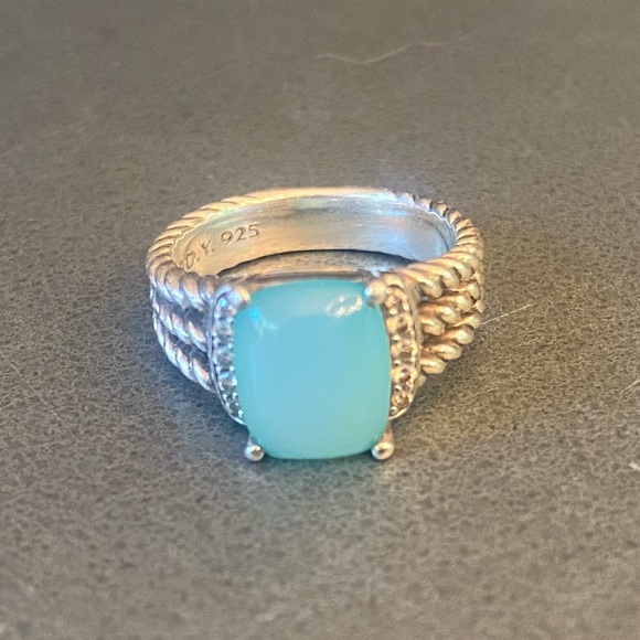 David Yurman Jewelry - David Yurman petite Wheaton ring with diamonds